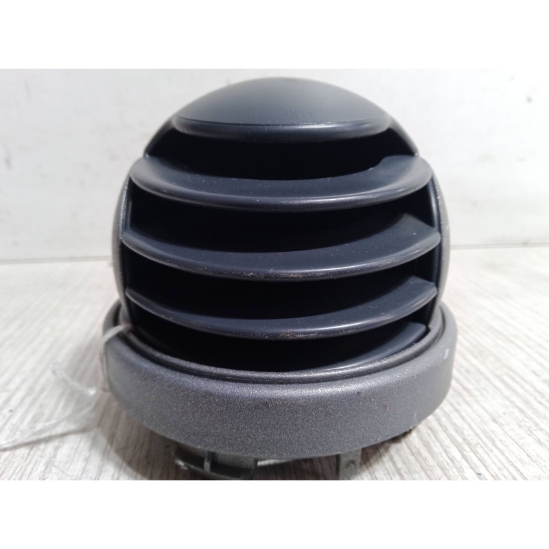 Recambio de aireador izquierdo para smart fortwo coupé (450) 0.7 (450.352, 450.332) referencia OEM IAM   