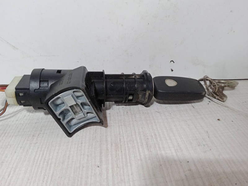 Recambio de clausor para lancia ypsilon (843_) 1.2 (843.axa1a) referencia OEM IAM   