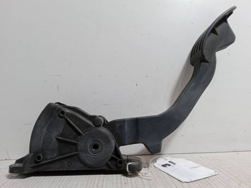 PEDAL ACELERADOR 