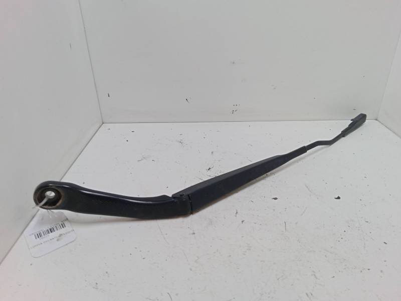 BRAZO LIMPIA DELANTERO IZQUIERDO 