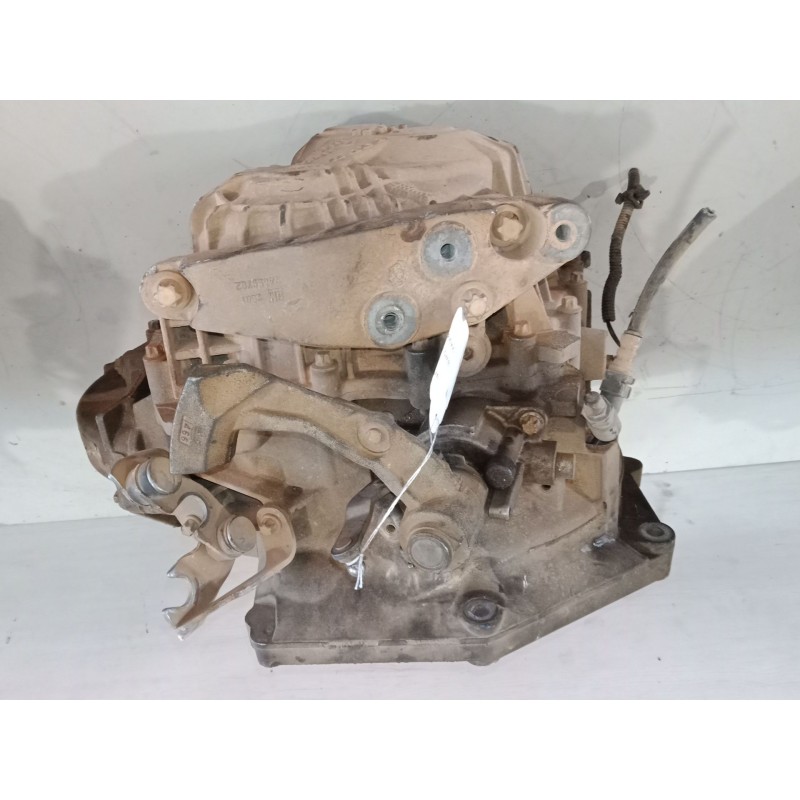 Recambio de caja de cambios manual 6 velocidades para opel zafira / zafira family b (a05) 1.9 cdti (m75) referencia OEM IAM 5519