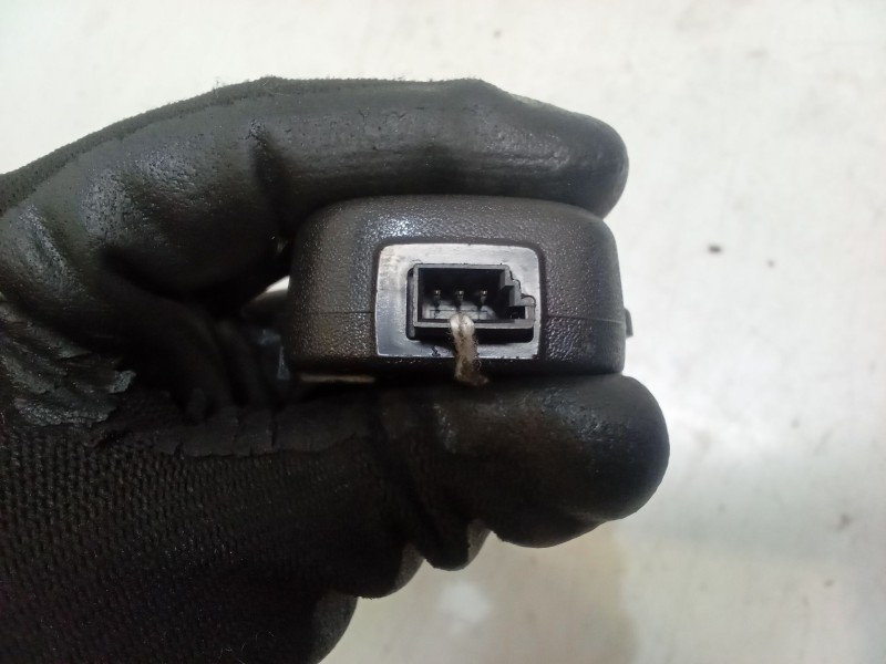 Recambio de sensor lluvia y luces para kia carens iv 1.7 crdi referencia OEM IAM 960002W000  