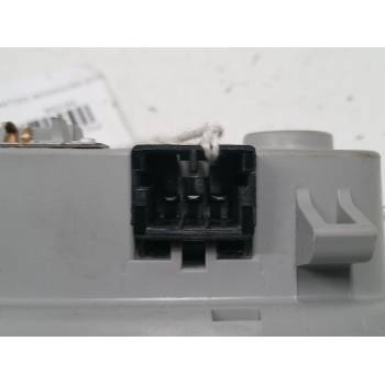 LUZ INTERIOR DELANTERA 928501Y100 