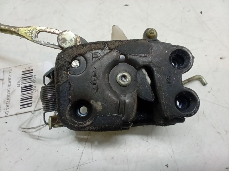 Recambio de cerradura puerta delantera derecha para hyundai atos (mx) 1.0 i referencia OEM IAM   