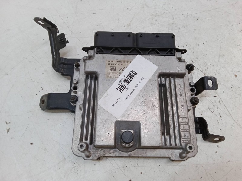 Recambio de centralita motor uce para kia carens iv 1.7 crdi referencia OEM IAM 39171-2A545  0281033603