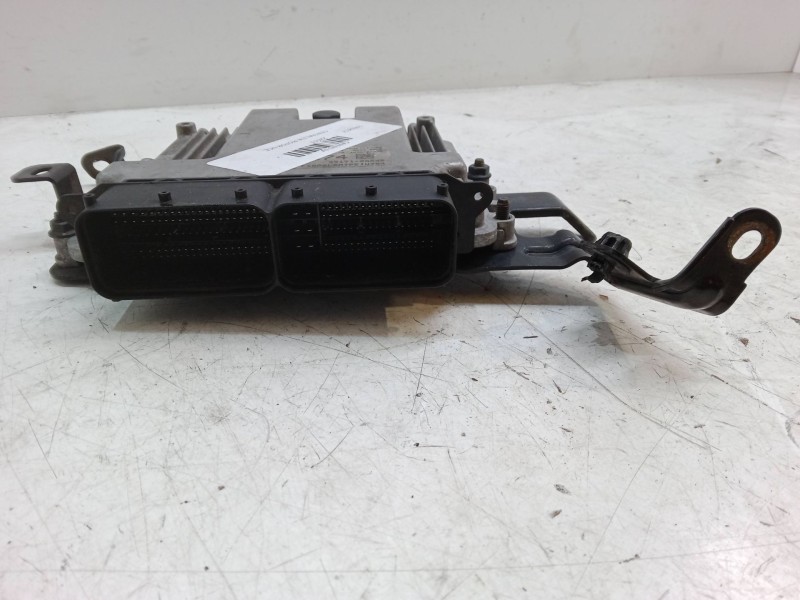 Recambio de centralita motor uce para kia carens iv 1.7 crdi referencia OEM IAM 39171-2A545  0281033603