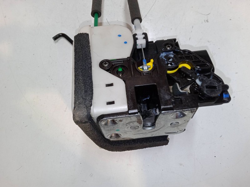 Recambio de cerradura puerta trasera izquierda para hyundai i10 ii (ba, ia) 1.0 referencia OEM IAM 81410b9020  
