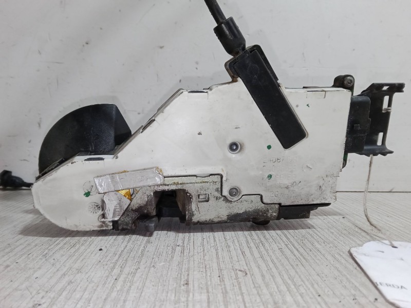 Recambio de cerradura puerta delantera izquierda para peugeot 207/207+ (wa_, wc_) 1.4 referencia OEM IAM   