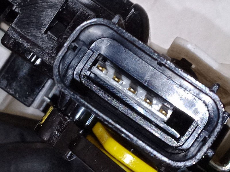 Recambio de cerradura puerta trasera izquierda para hyundai i10 ii (ba, ia) 1.0 referencia OEM IAM 81410b9020  