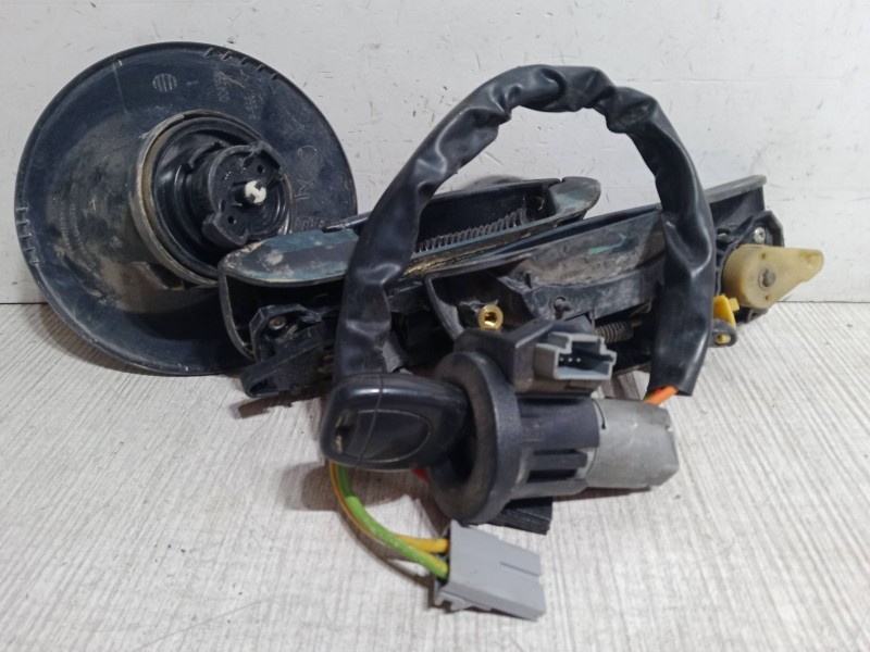 Recambio de juego bombines con llave para renault kangoo (kc0/1_) 1.5 dci (kc07) referencia OEM IAM   