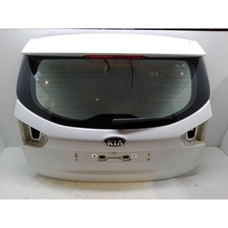 Recambio de porton trasero para kia carens iv 1.7 crdi referencia OEM IAM   