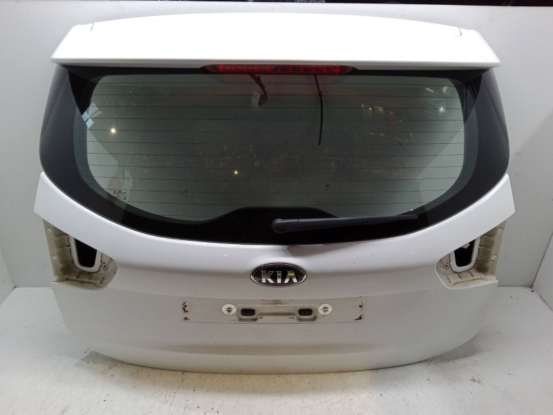 Recambio de porton trasero para kia carens iv 1.7 crdi referencia OEM IAM   