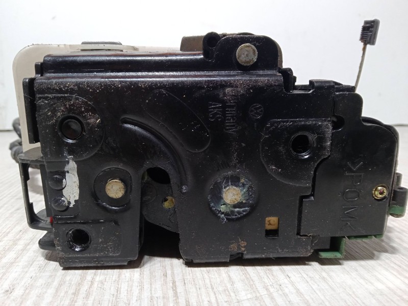 Recambio de cerradura puerta trasera izquierda para volkswagen passat b5.5 (3b3) 1.9 tdi referencia OEM IAM   