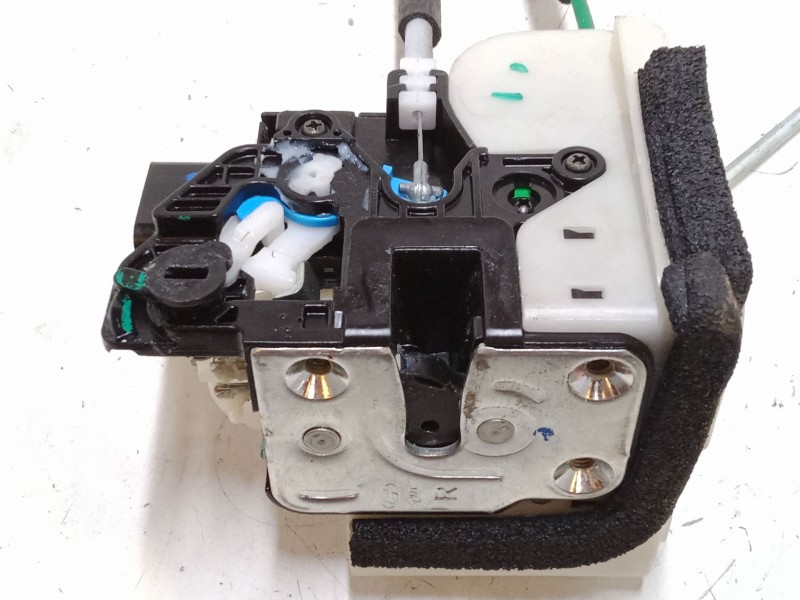 Recambio de cerradura puerta trasera derecha para hyundai i10 ii (ba, ia) 1.0 referencia OEM IAM 81420B9020  