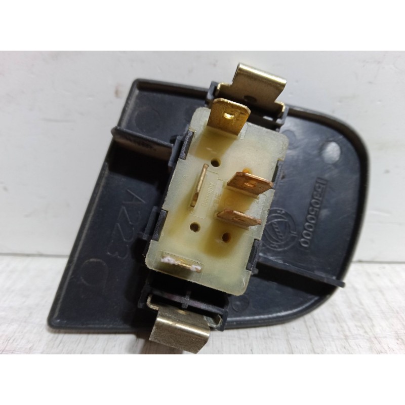 Recambio de mando elevalunas delantero derecho para alfa romeo 145 (930_) 1.9 jtd (930.a4b) referencia OEM IAM   