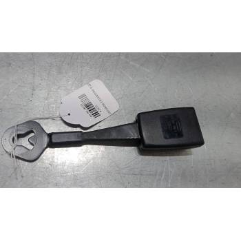ANCLAJE CINTURON DELANTERO DERECHO 