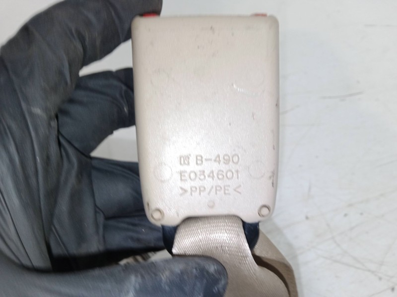 Recambio de anclaje cinturon trasero central para lexus rx (_u3_) 300 (mcu35_) referencia OEM IAM   