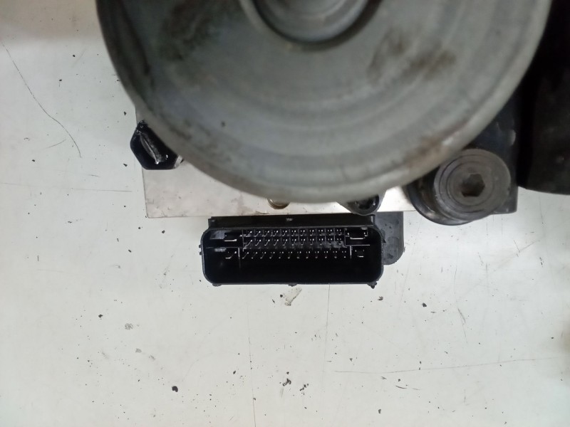 Recambio de abs para kia carens iv 1.7 crdi referencia OEM IAM BE6003Q921 60BH6013Q921 58910A4410