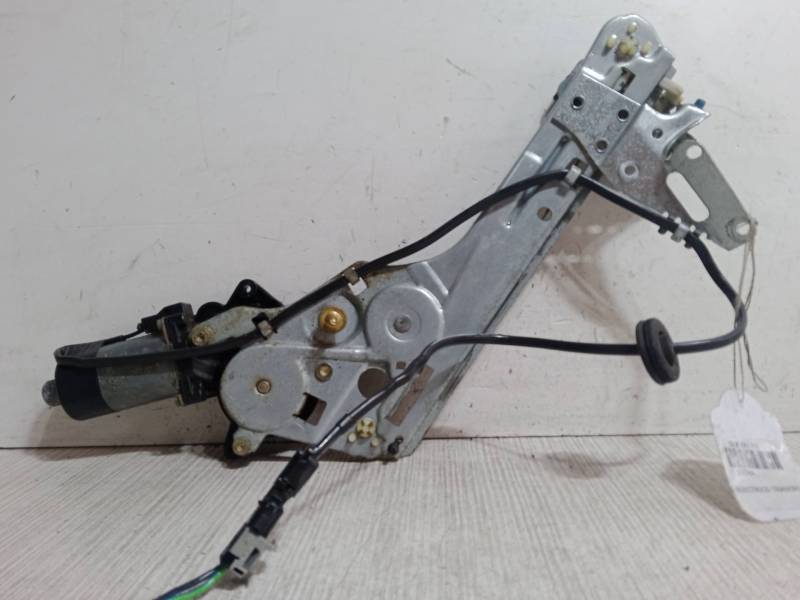 ELEVALUNAS ELECTRICO TRASERO DERECHO 