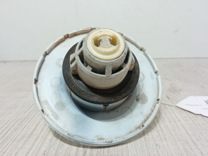 Recambio de tapa exterior combustible para citroën saxo (s0, s1) 1.1 x, sx referencia OEM IAM   