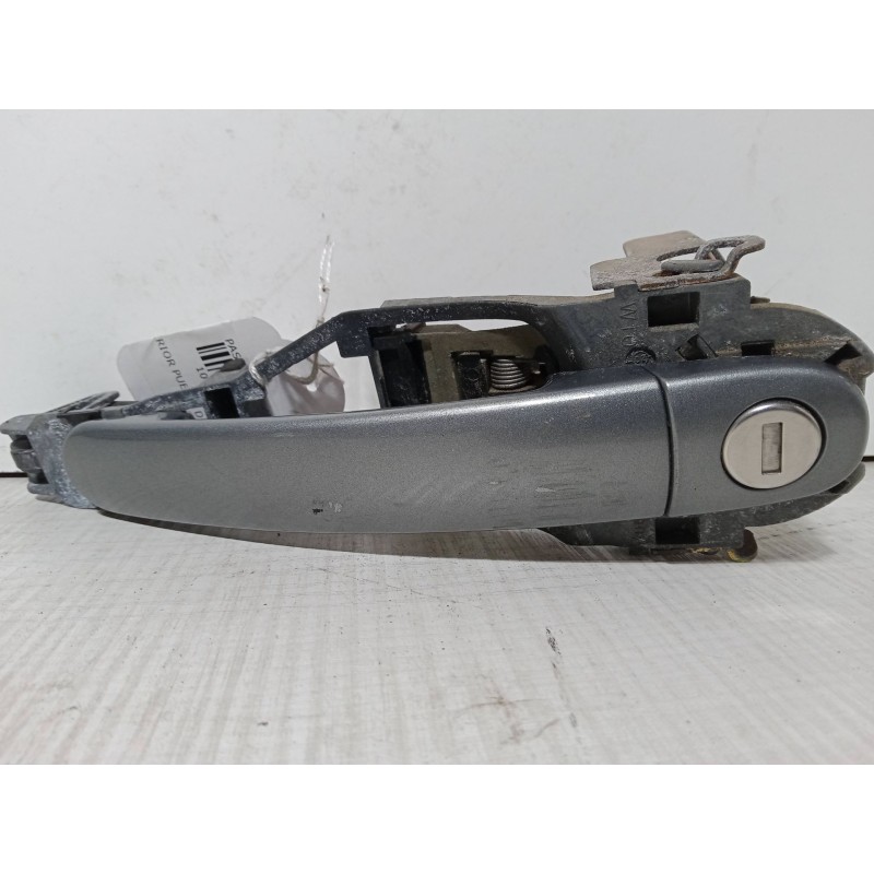 Recambio de maneta exterior puerta delantera izquierda para volkswagen passat b5.5 (3b3) 1.9 tdi referencia OEM IAM   