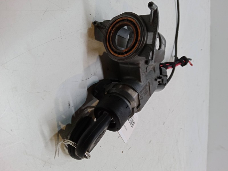 Recambio de clausor para volkswagen polo iii (6n1) 60 1.4 referencia OEM IAM   