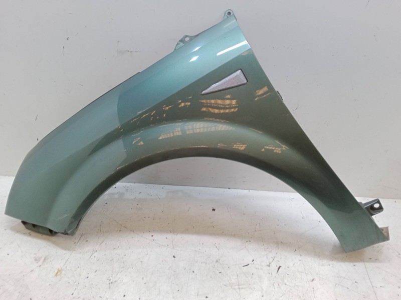 Recambio de aleta delantera izquierda para renault scénic ii (jm0/1_) 1.5 dci (jm1e, jm16) referencia OEM IAM   