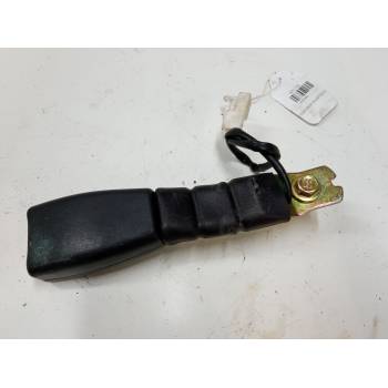 ANCLAJE CINTURON DELANTERO IZQUIERDO 