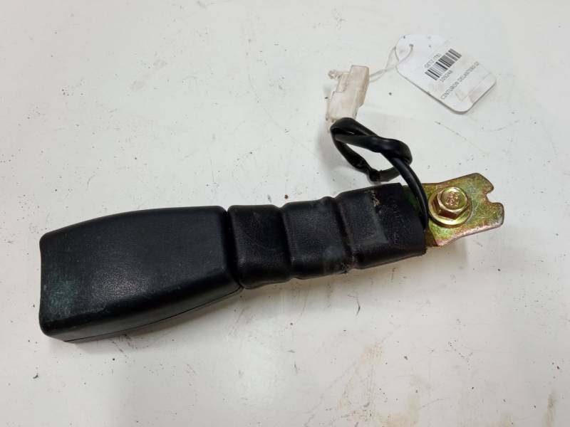ANCLAJE CINTURON DELANTERO IZQUIERDO 