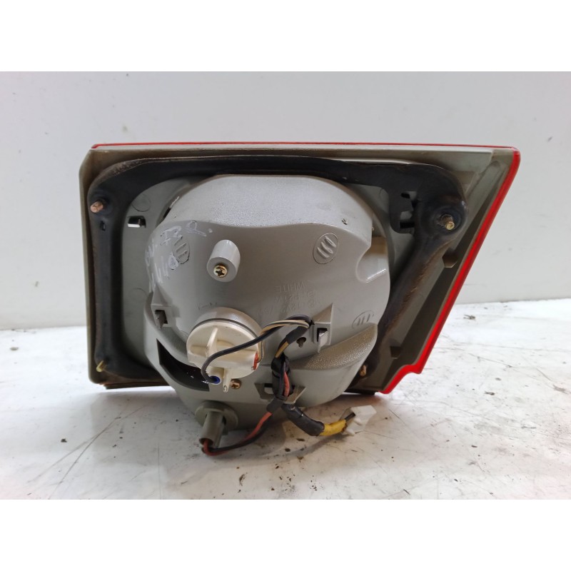 Recambio de piloto trasero porton izquierdo para kia carens ii monospace (fj) 2.0 crdi referencia OEM IAM   