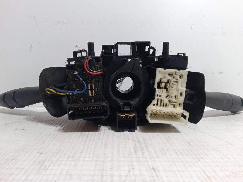 Recambio de mando luces para renault clio ii (bb_, cb_) 1.5 dci (b/cb07) referencia OEM IAM   