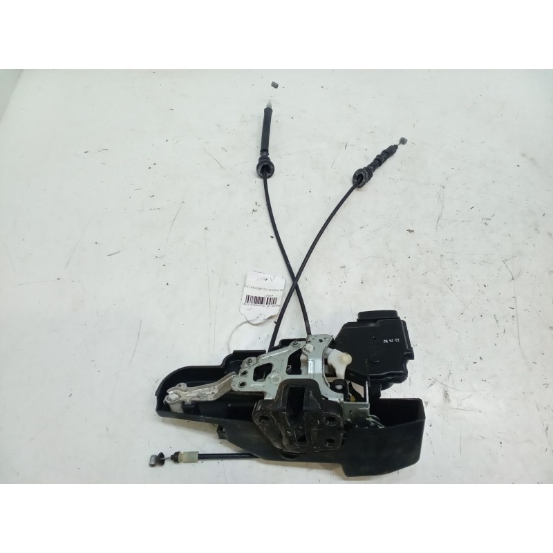 Recambio de cerradura puerta delantera izquierda para kia carens iii monospace (un) 2.0 crdi 140 referencia OEM IAM   