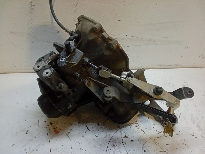 Recambio de caja de cambios manual 5 velocidades para opel corsa c (x01) 1.0 (f08, f68) referencia OEM IAM 400209233  R90