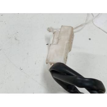 ANCLAJE CINTURON DELANTERO IZQUIERDO 