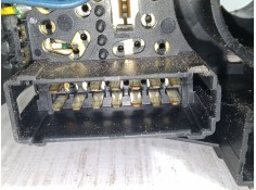 Recambio de mando luces para renault clio ii (bb_, cb_) 1.5 dci (b/cb07) referencia OEM IAM    2