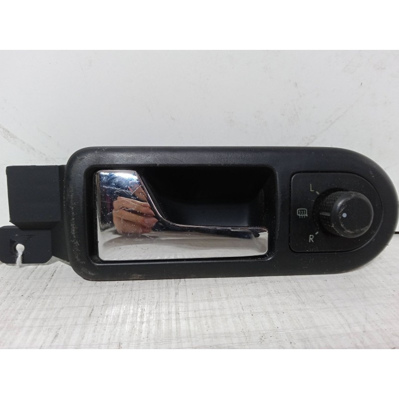 Recambio de maneta interior puerta delantera izquierda para volkswagen passat b5.5 (3b3) 1.9 tdi referencia OEM IAM   
