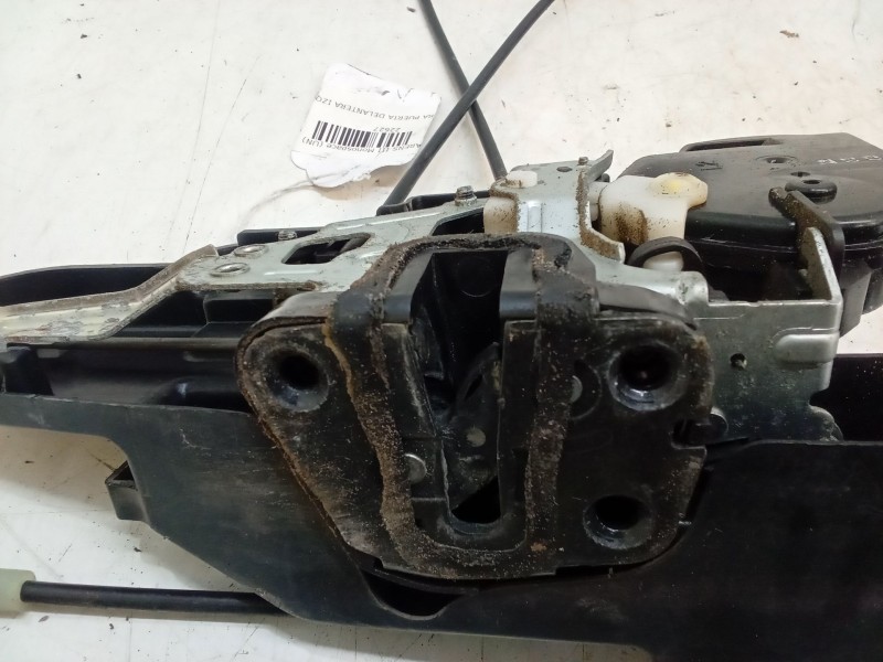 Recambio de cerradura puerta delantera izquierda para kia carens iii monospace (un) 2.0 crdi 140 referencia OEM IAM   