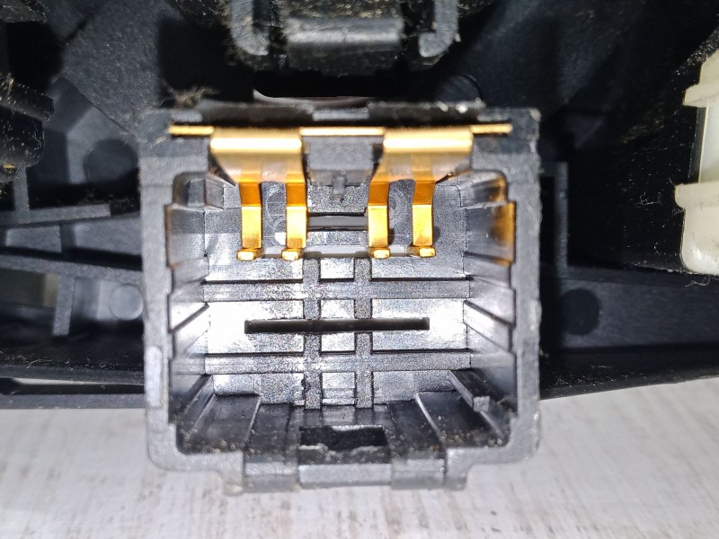 Recambio de mando luces para renault clio ii (bb_, cb_) 1.5 dci (b/cb07) referencia OEM IAM   