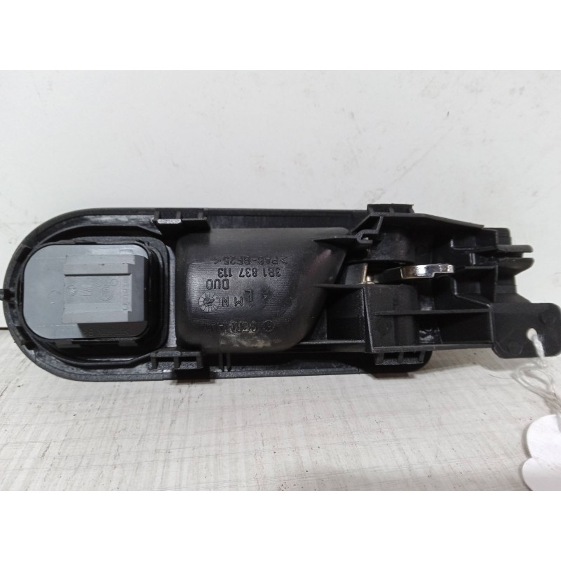 Recambio de maneta interior puerta delantera izquierda para volkswagen passat b5.5 (3b3) 1.9 tdi referencia OEM IAM   