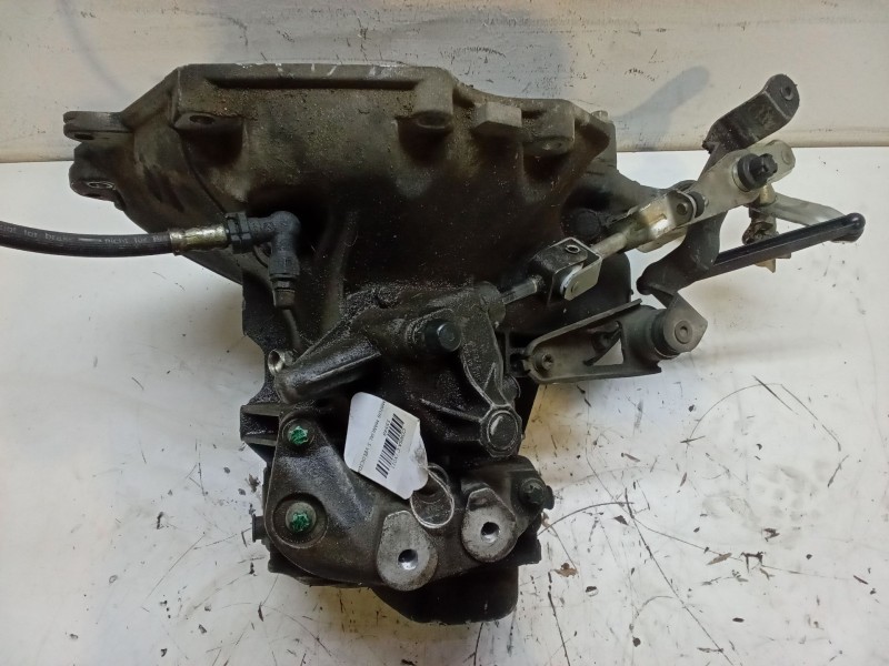 Recambio de caja de cambios manual 5 velocidades para opel corsa c (x01) 1.0 (f08, f68) referencia OEM IAM 400209233  R90