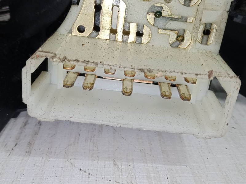 Recambio de mando luces para renault clio ii (bb_, cb_) 1.5 dci (b/cb07) referencia OEM IAM   