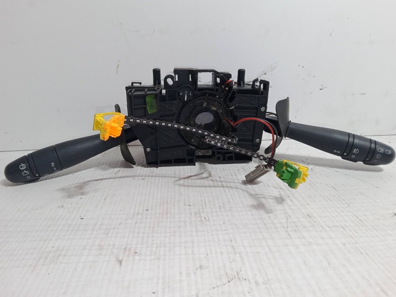 Recambio de mando luces para renault clio ii (bb_, cb_) 1.5 dci (b/cb07) referencia OEM IAM   