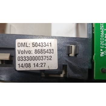 LUZ INTERIOR DELANTERA 8685433 