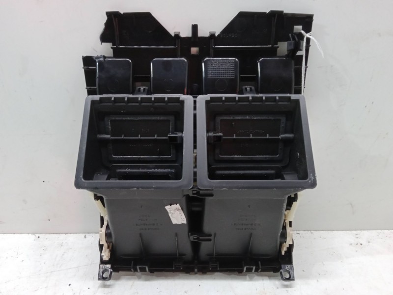 Recambio de aireador central para peugeot 407 (6d_) 2.0 hdi 135 (6drhrh, 6drhre, 6drhrg, 6drhrj) referencia OEM IAM   