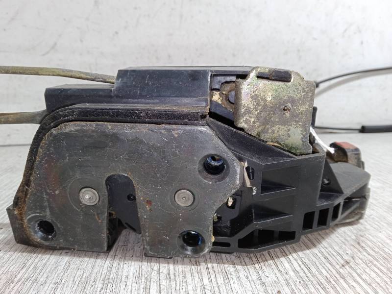 CERRADURA PUERTA DELANTERA DERECHA 
