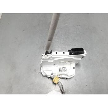 CERRADURA PUERTA TRASERA IZQUIERDA 10845782 