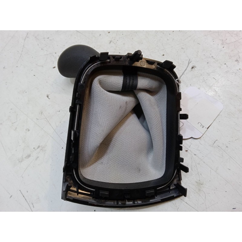 Recambio de pomo palanca cambio para renault megane iii hatchback (bz0/1_, b3_) 1.6 16v (bz0h) referencia OEM IAM   