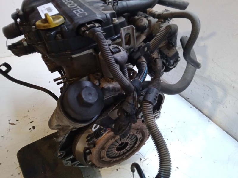 Recambio de motor completo para opel corsa c (x01) 1.0 (f08, f68) referencia OEM IAM KM63871  