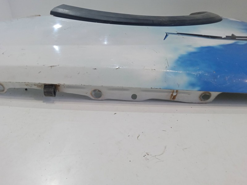 Recambio de aleta delantera derecha para opel combo tour 1.3 cdti 16v referencia OEM IAM   