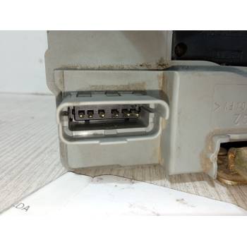CERRADURA PUERTA DELANTERA IZQUIERDA 